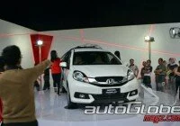 Honda Mobilio Front While